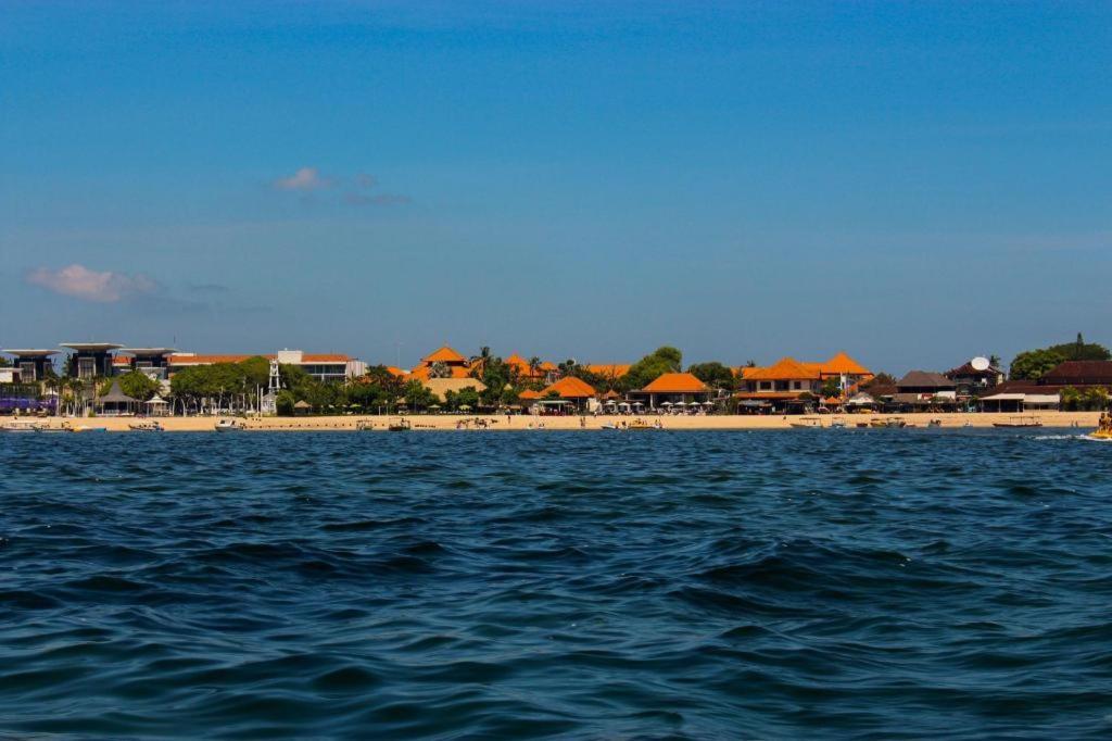 Bali Mega Hotel Jimbaran  Exterior photo